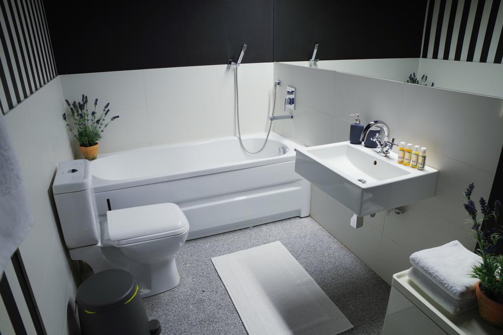 Apartament White Сьрем Экстерьер фото